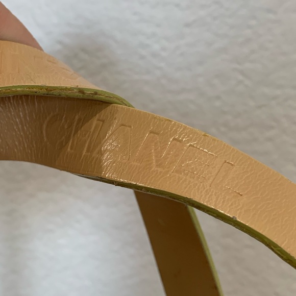 Chanel Vintage Floral Canvas Tote - Picture 4 of 16